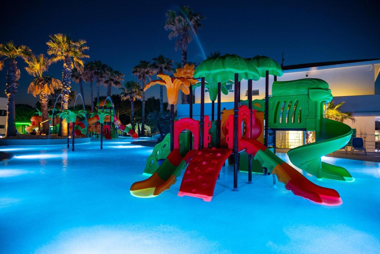 Holiday Family Village Porto SantʼElpidio Extérieur photo