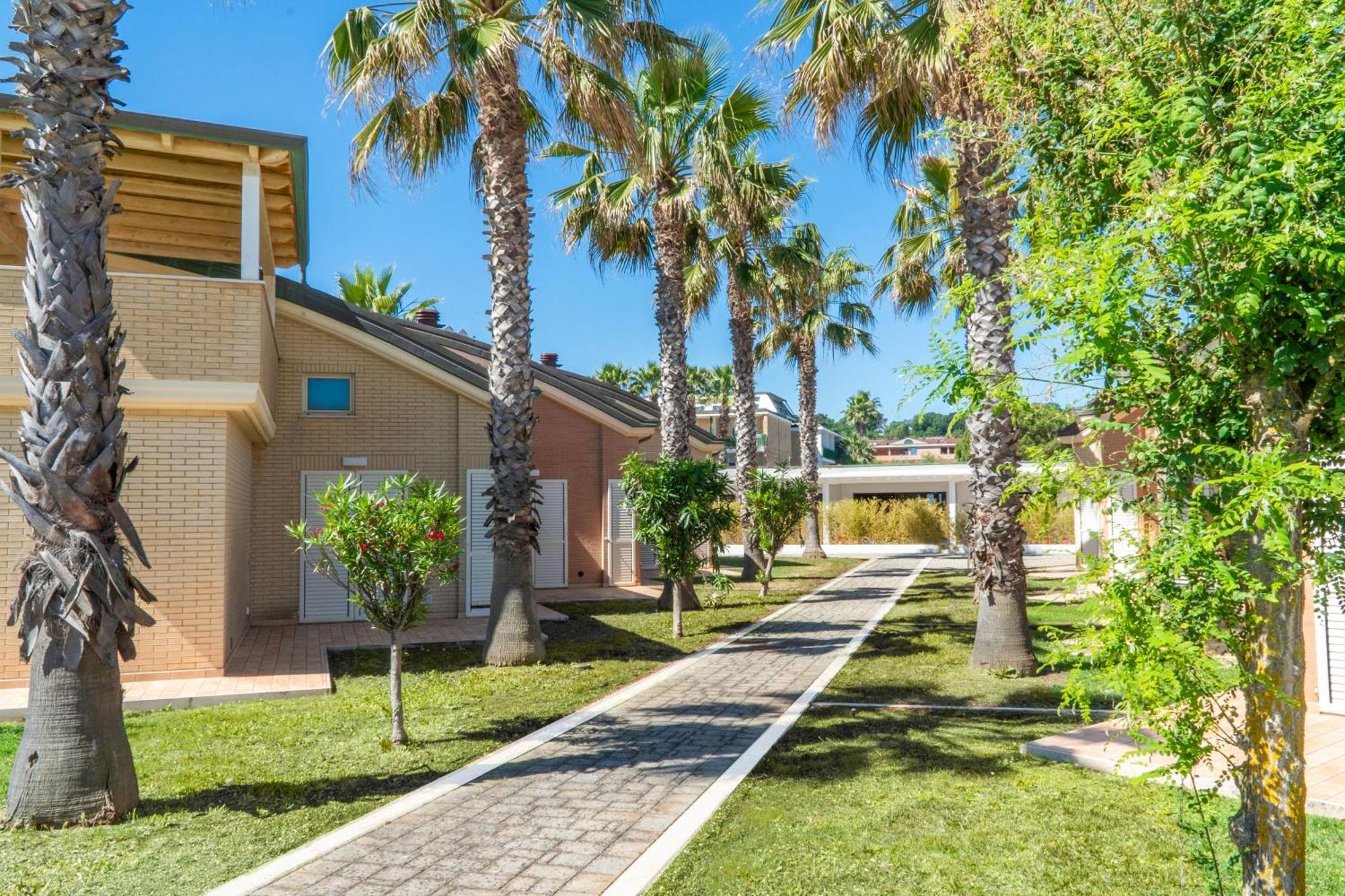Holiday Family Village Porto SantʼElpidio Extérieur photo